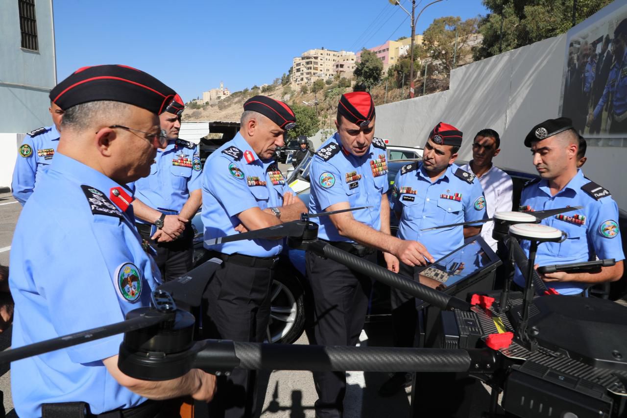 مدير الأمن العام يلتقي مديري الإدارات المرورية في إدارة السير 