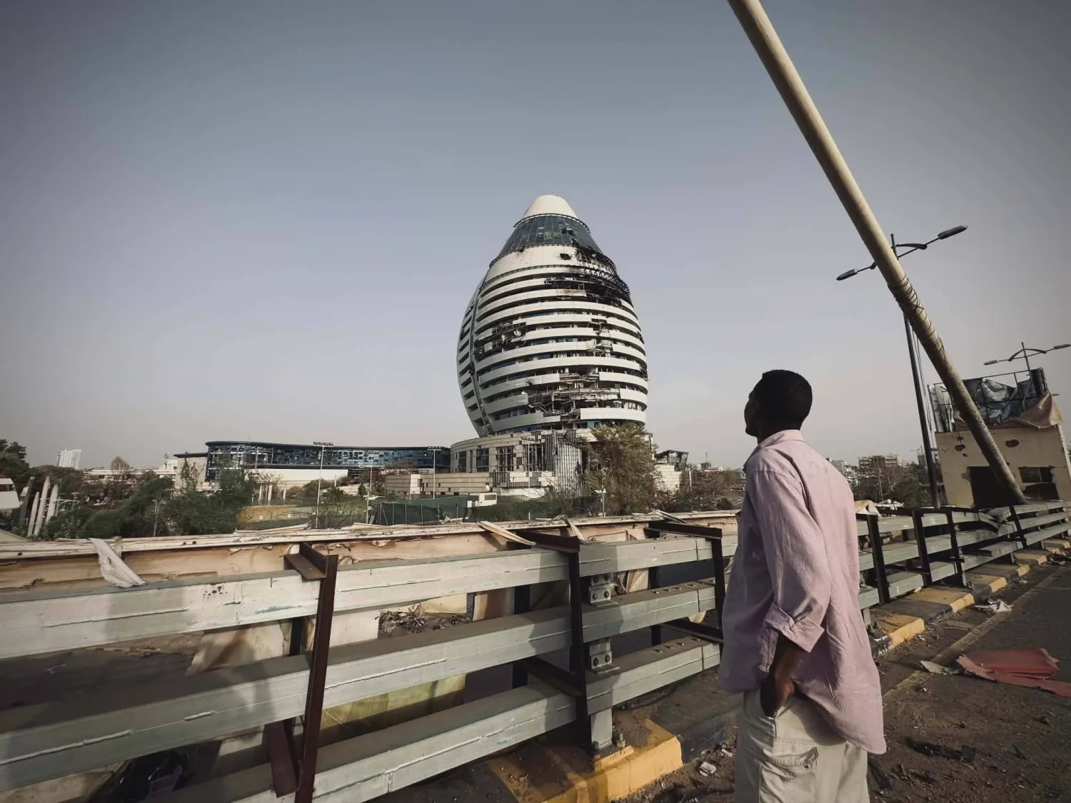 عودة الحكومة إلى الخرطوم ..  هل تسهم في عودة النازحين؟