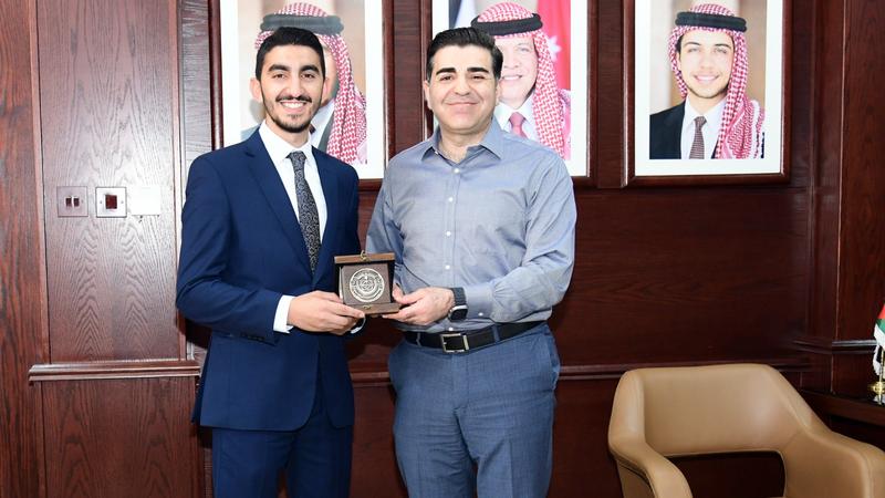 طبيب أردني يحصل على أعلى الدرجات بامتحان المزاولة بأميركا