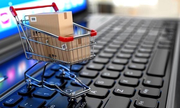 مواطنون يشكون من “لايفات” ترويج البضائع: تالفـة وقريبة الصلاحية
