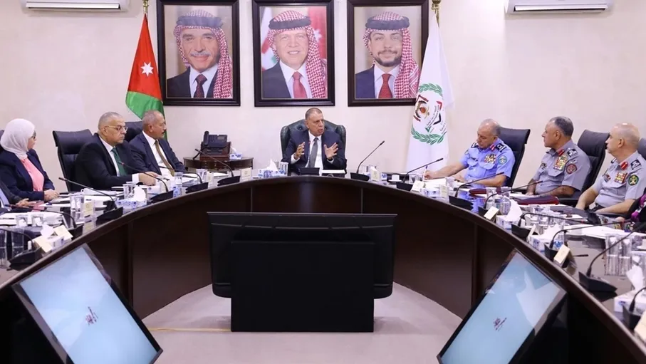 وزير الداخلية يترأس اجتماعا للمجلس الأعلى للدفاع المدني