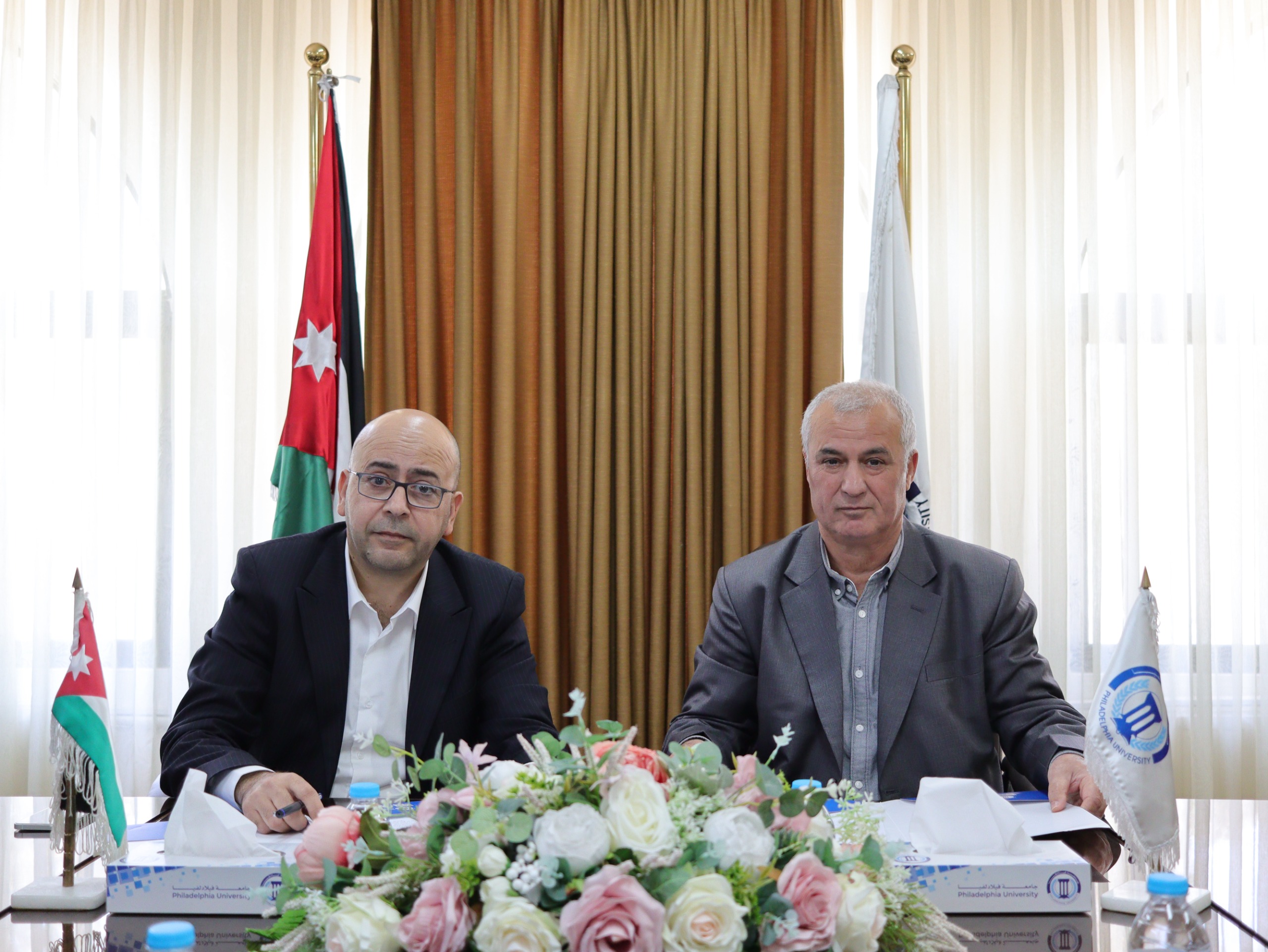 مذكرة تعاون بين جامعة فيلادلفيا والمدن الصناعية لربط مخرجات التعليم بسوق العمل