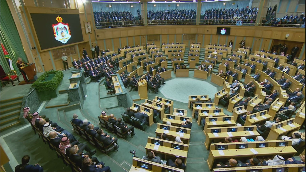 النواب يناقشون اليوم قرار لجنة الرد على خطاب العرش السامي