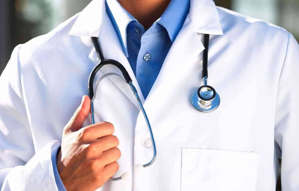 أسس جديدة لإجازات الأطباء دون راتب