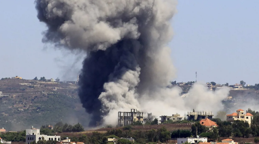 قتيل ومصاب بغارة إسرائيلية استهدفت دراجة نارية في جنوب لبنان