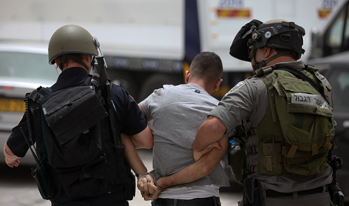 حكومة غزة: الاحتلال اعتقل أكثر من 4 آلاف فلسطيني منذ بداية الحرب