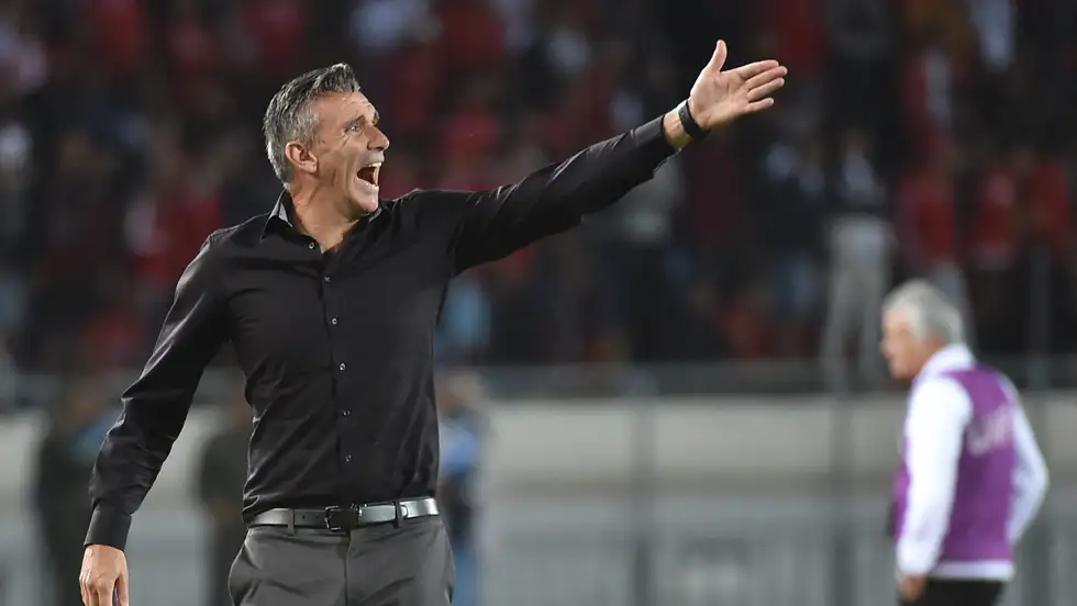 جماهير الوداد تستشيط غضبًا ..  وكارتيرون: هذا أمر يصعب تقبله