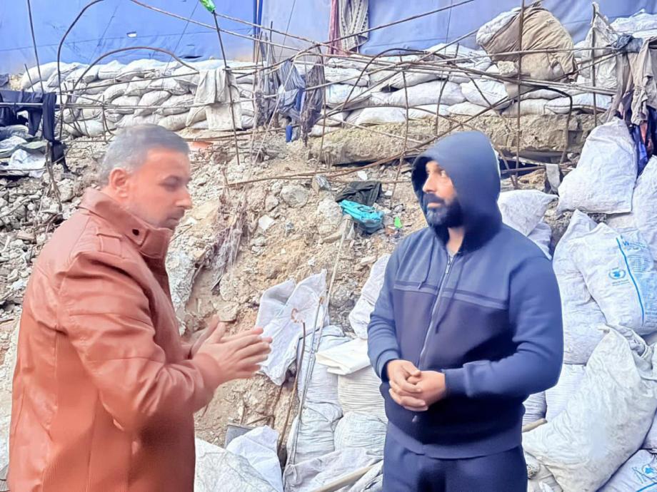 قصة محمود حماد وغربال الوفاء لرفات عائلته  