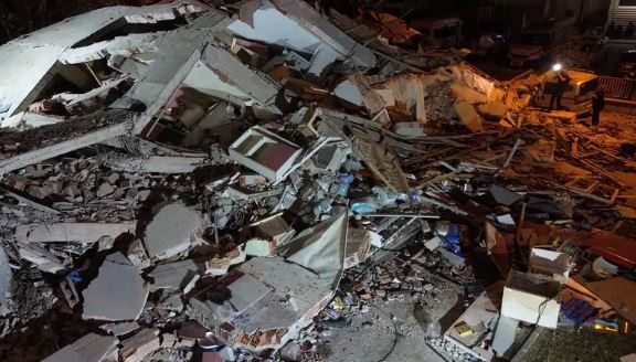 زلزال بقوة 4.9 درجة يضرب شمال غرب تركيا