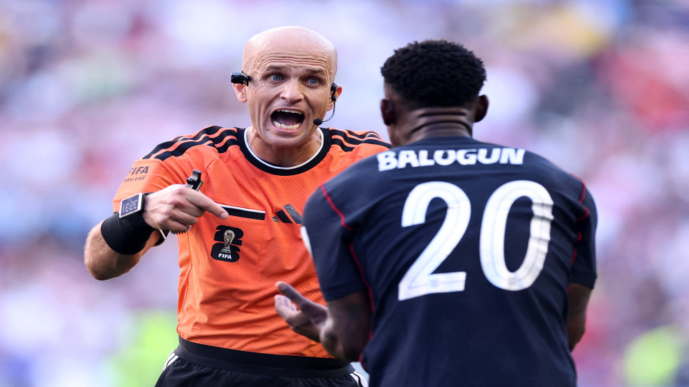 "أرشيفو VAR" يضع المخادمة في صدارة حكام ثمن نهائي المونديال