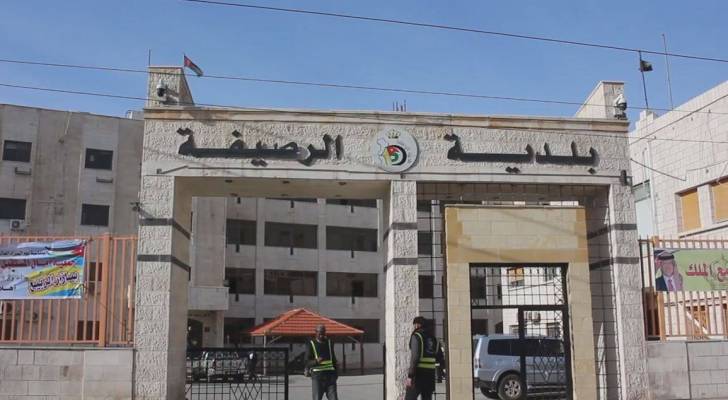 الإدارة المحلية ترفض مقترح بلدية الرصيفة بإعادة النظر في قرار منع مكافحة الكلاب الضالة