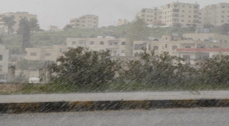 الأرصاد الجوية تحدد المناطق الأكثر عرضة للسيول