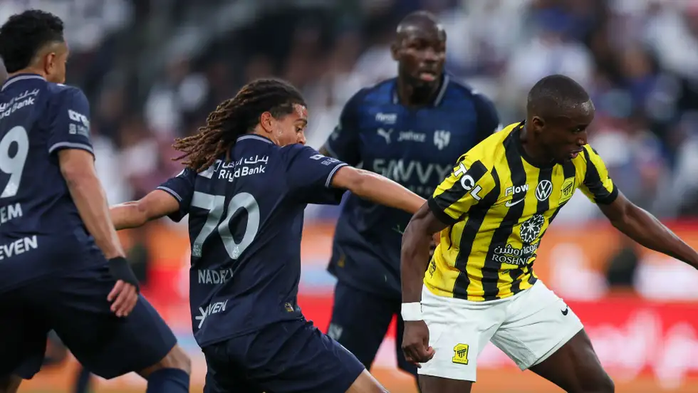 ساحر روشن ..  رقم صامد يزين تألق ديابي مع الاتحاد