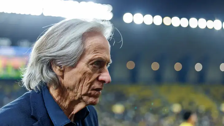 بعد التصريحات المثيرة ..  الهلال يبدأ الحرب على جيسوس