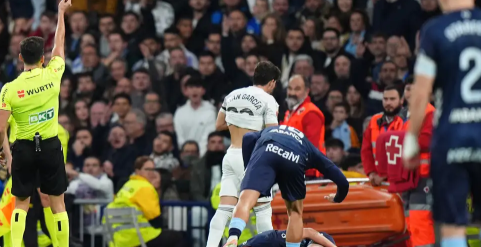 خبير تحكيمي ينهي الجدل حول طرد ثنائي ريال مدريد