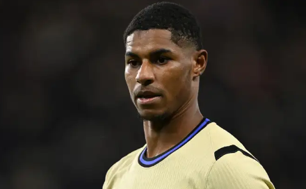 راشفورد يحسم موقفه من البقاء في برشلونة