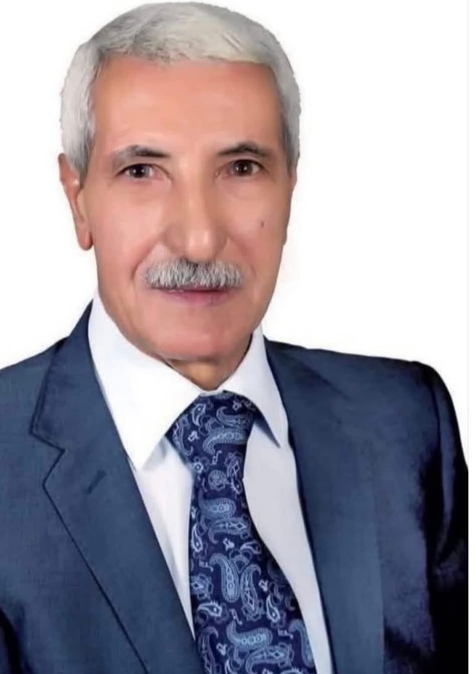 العون يطالب بتسمية قاعة في مستشفى البادية الشمالية باسم الطبيب الراحل سليمان عفاش