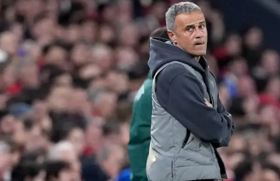 إنريكي: باريس أقوى من الموسم الماضي