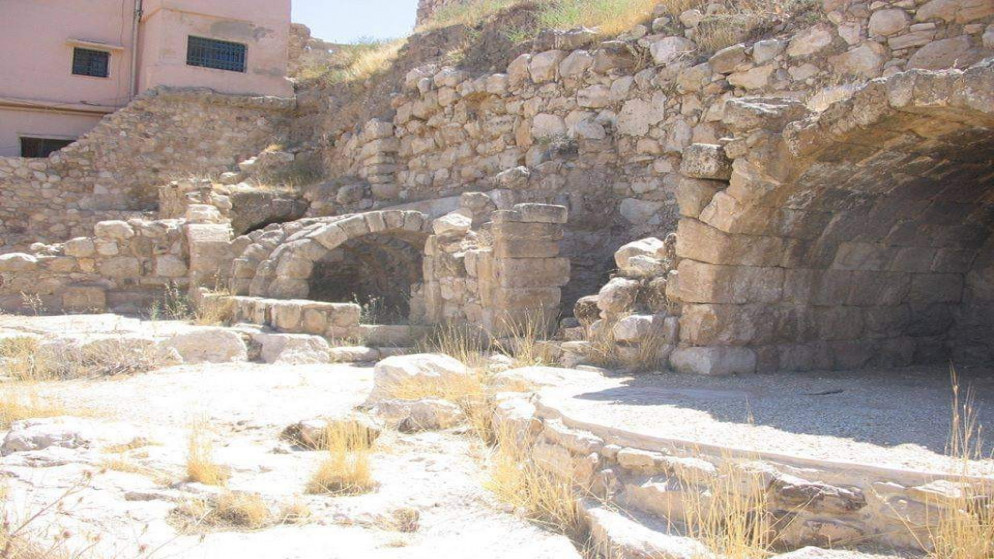 الموافقة على اعتماد مبان تراثية وتوثيقها وإدراجها في سجل التراث العمراني