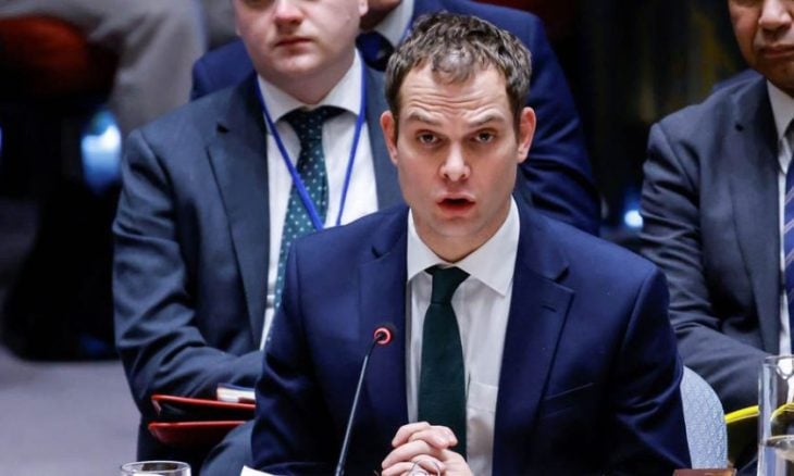 وزير بريطاني: مستعدون للحيلولة دون تنفيذ إسرائيل تهديداتها ضد لبنان