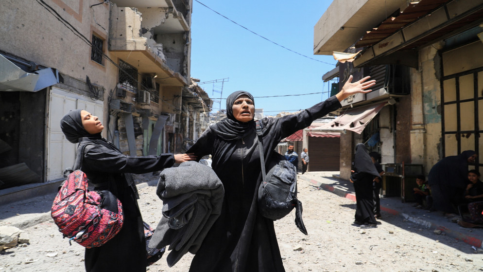 7 شهداء بينهم عائلة كاملة إثر قصف الاحتلال مدينتي غزة وخان يونس