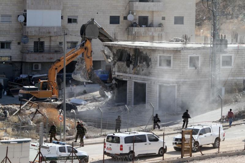 الاحتلال يهدم مبانٍ فلسطينية في وادي الحمص بالقدس