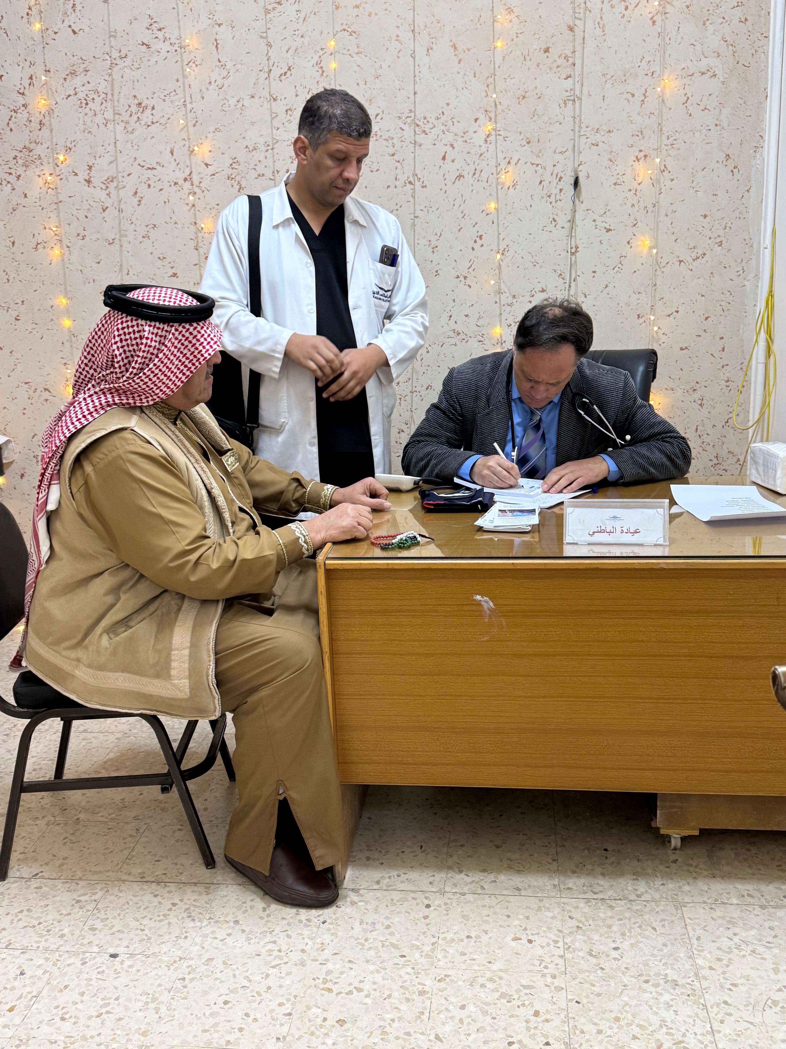 مستشفى المقاصد يعالج 487 مريضا بالمجان في الزرقاء