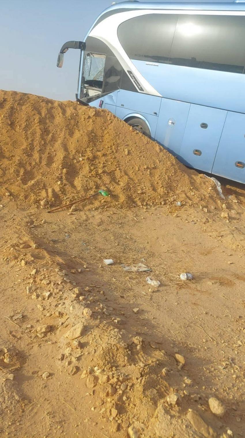 تدهور حافلة يعتقد انها لمعتمرين أردنيين في السعودية  ..  والخارجية تتابع