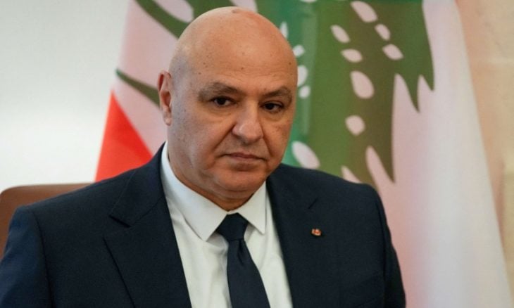 الرئيس اللبناني ينفي إبلاغه بنية الاحتلال إقامة منطقة عازلة في الجنوب