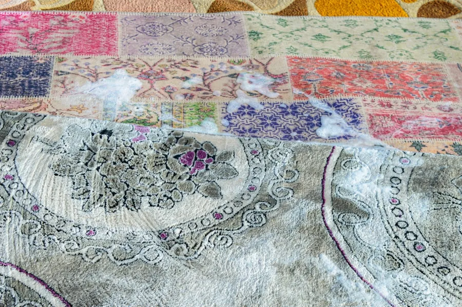 منظفات سرية وحيل فعالة في تنظيف السجاد والعناية به بأقل تكلفة