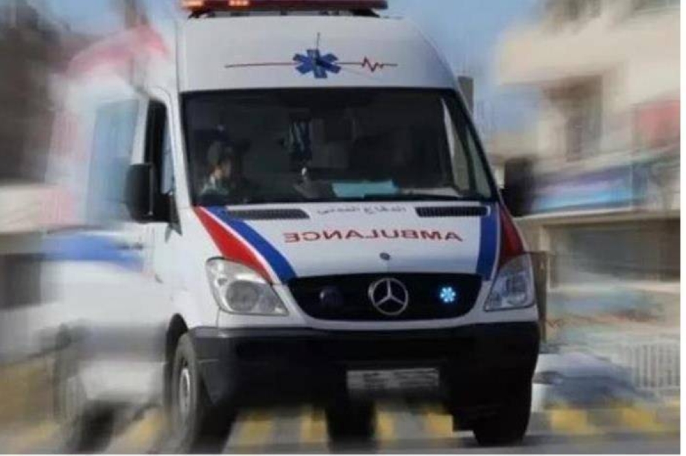 5 إصابات بتصادم مركبتين على طريق المفرق