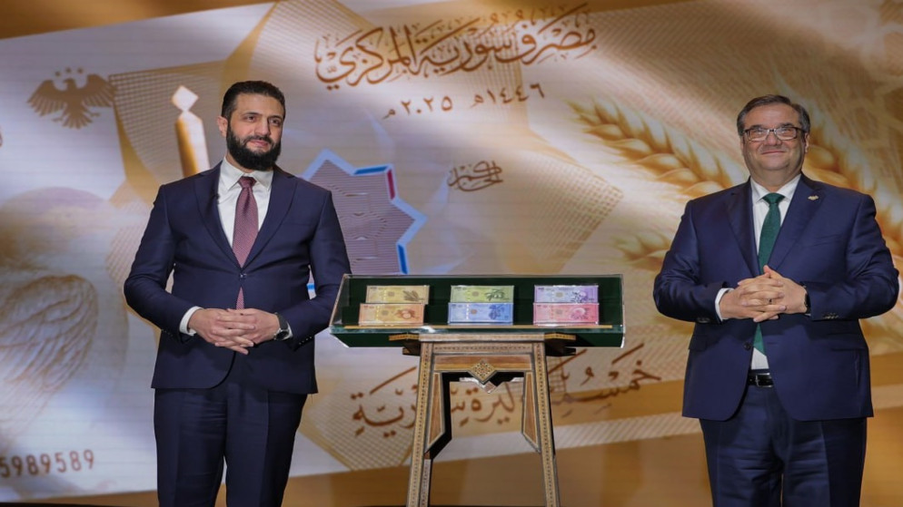 اقتصاديان: نجاح استبدال العملة السورية مرهون بالإصلاحات النقدية والمالية