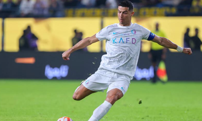 رونالدو يطرق أبواب التاريخ مجددا 