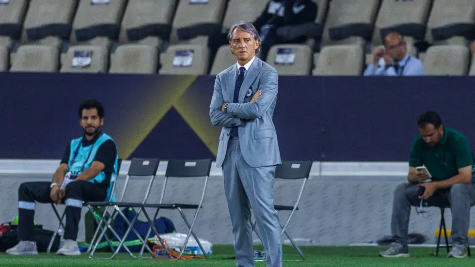 إنزاجي في مهب الريح ..  والهلال يدفع ثمن خيانة مانشيني