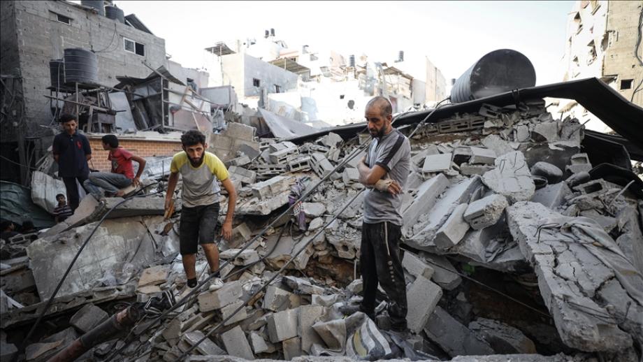 ثلاثة شهداء وقصفٌ جويٌّ ومدفعيٌّ ..  الاحتلال يواصل انتهاكاته في قطاع غزة  