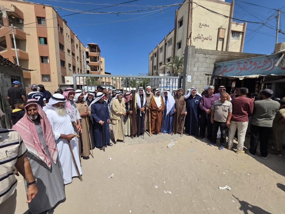 وجهاء ومخاتير خانيونس: محاولات نشر الفوضى لن تنال من وحدة المجتمع الفلسطيني