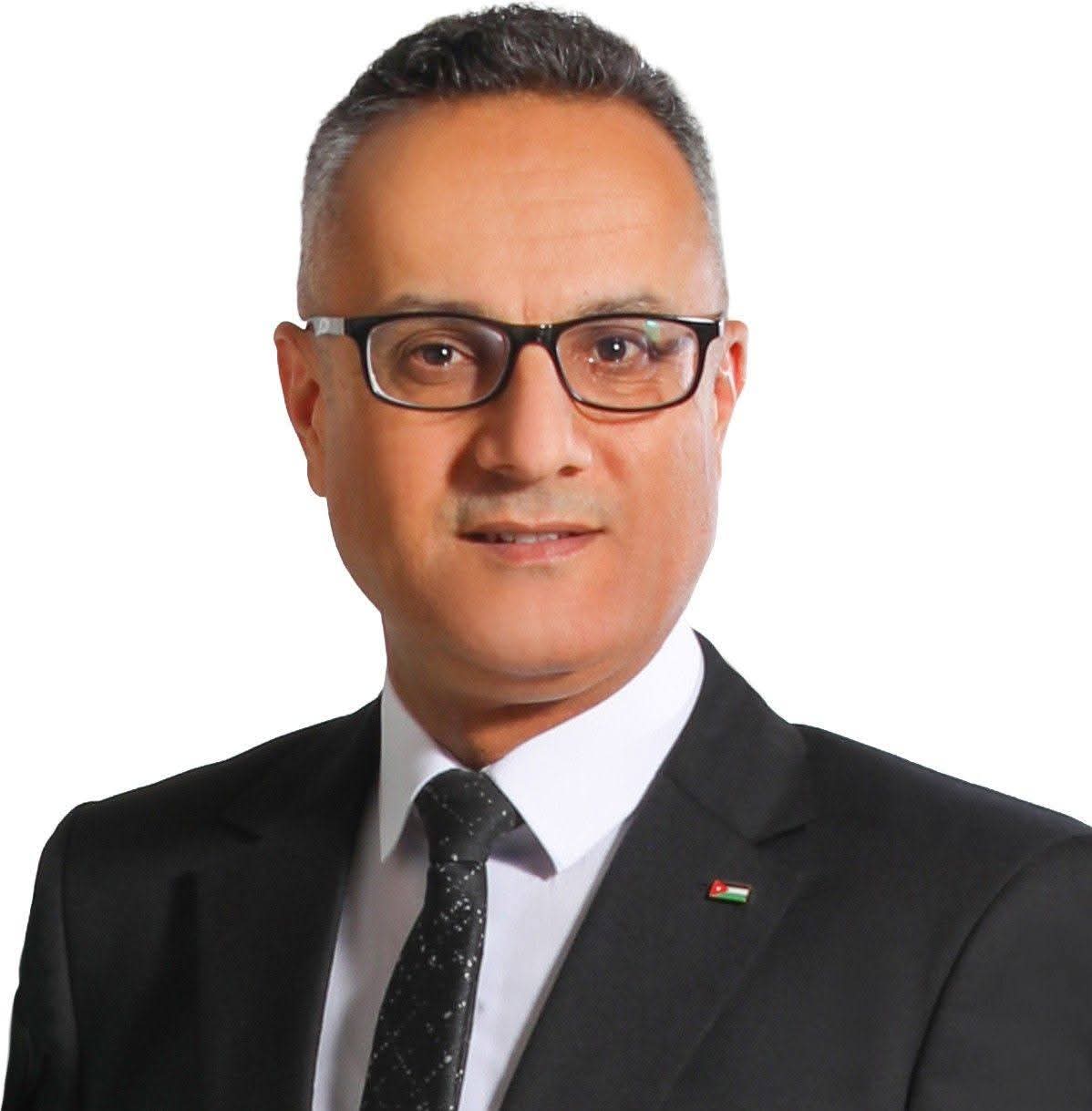 العمل: تنظيم سوق العمالة يشمل جميع الجنسيات والمخالف مطالب بتصويب وضعه