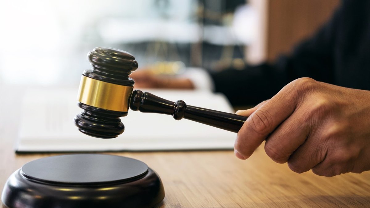 حبس بائع مياه 5 سنوات غسل أموالًا واحتال على عرب 