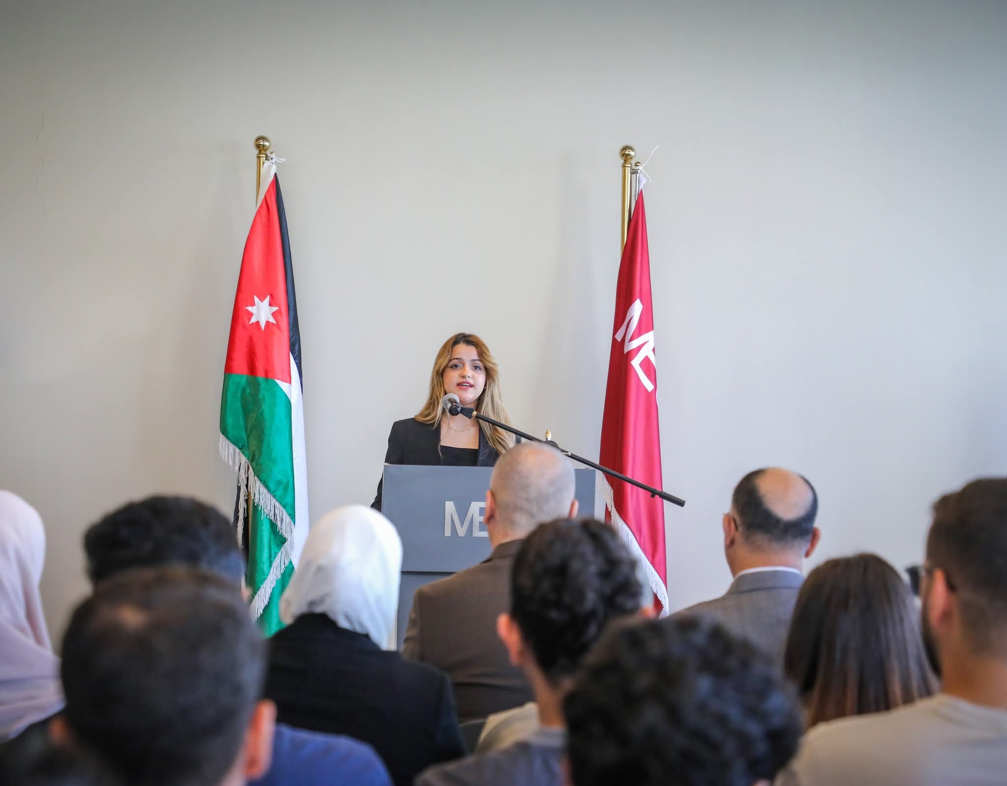 جامعة الشرق الأوسط تنظم يوم العطاء المجتمعي الثاني لتعزيز روح التطوع لدى الطلبة