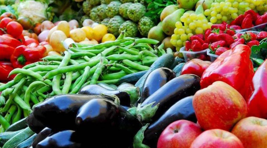 أسعار الخضار والفواكه في السوق المركزي