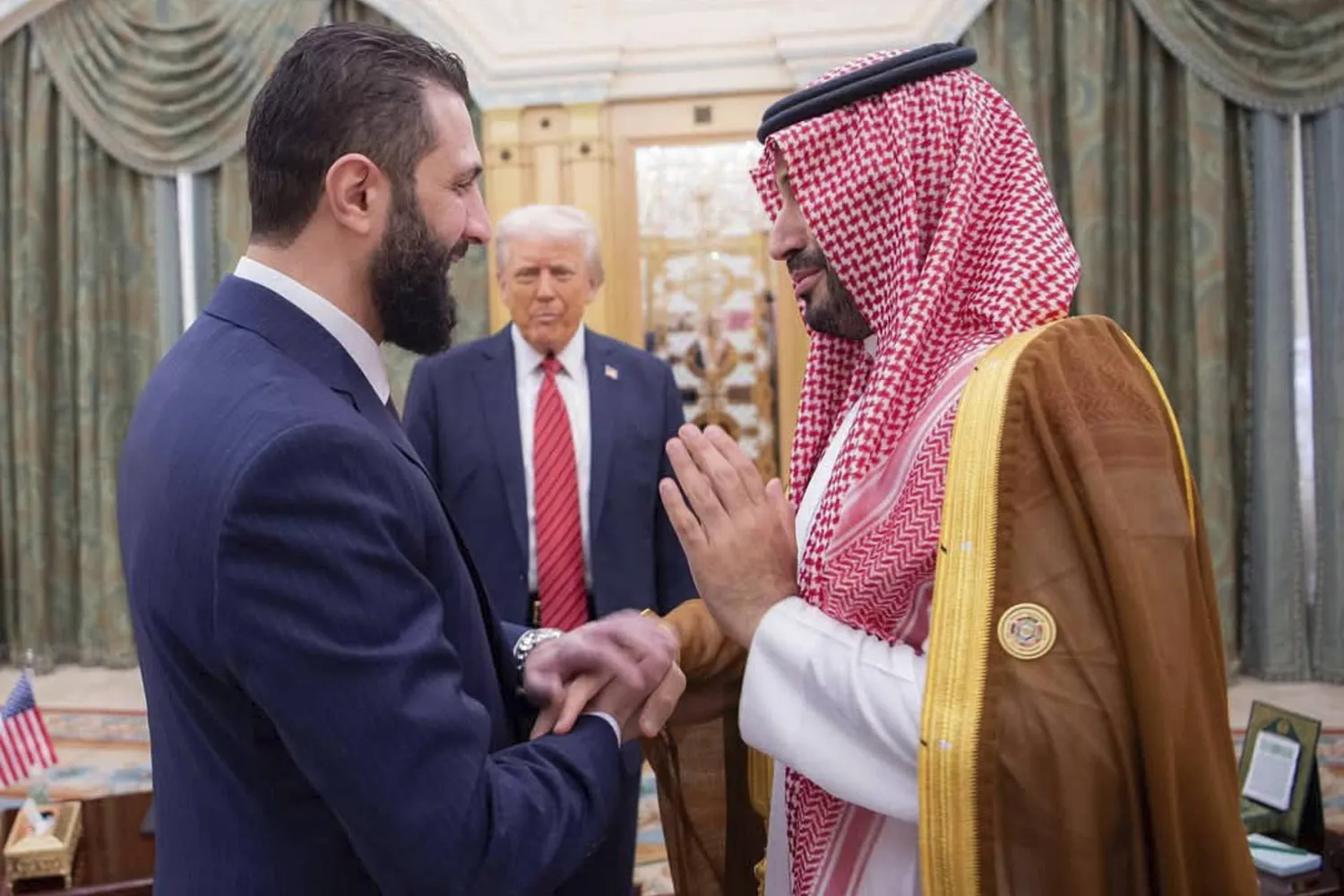 ما هي مطالب ترمب الخمسة من الشرع بعد رفع العقوبات؟