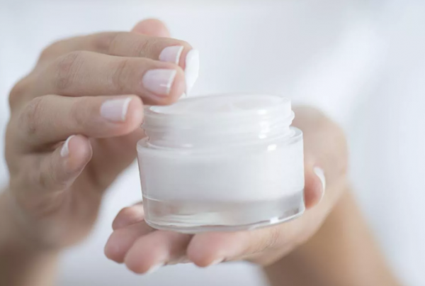 نصائح فعالة لترطيب البشرة مع قدوم فصل الربيع