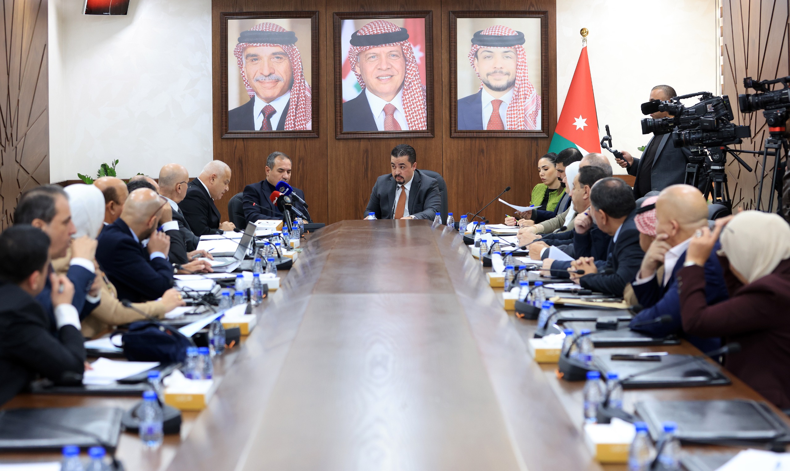 حواري: لا تغيير على اشتراكات الضمان ولا مساس بحقوق العاملين والمتقاعدين