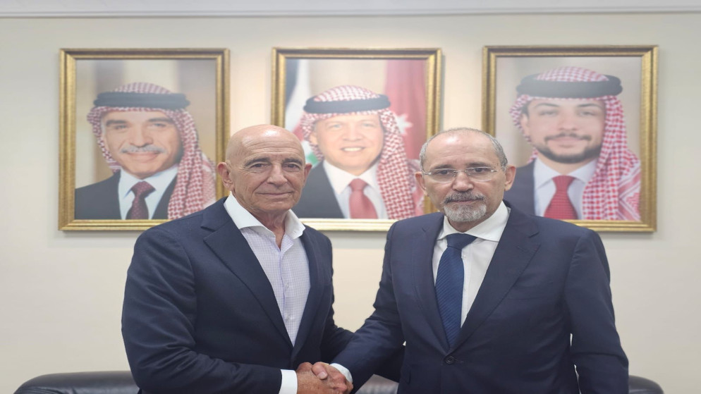 الصفدي يبحث مع المبعوث الأمريكي لسوريا تثبيت وقف إطلاق النار في السويداء