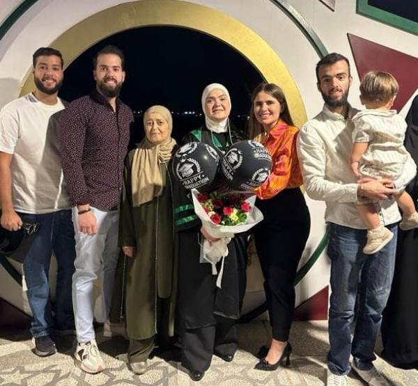 ميسون السمهوري  ..  مبارك الدراسات العليا بالفقه الحنفي