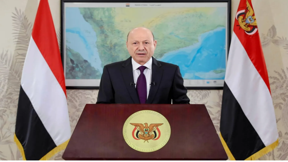 العليمي يعلن بدء عمليات عسكرية لاستعادة ما تبقى من الأراضي من سيطرة الحوثيين