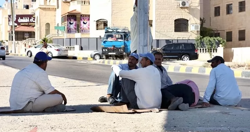 "سنوات من المخالفات" ..  مطالبات بمهلة لتصويب أوضاع العمالة الوافدة في الأردن