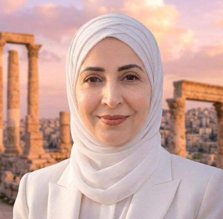 أمام وزير العمل ..  ملف العاملات المنزلية والمكاتب إلى أين؟