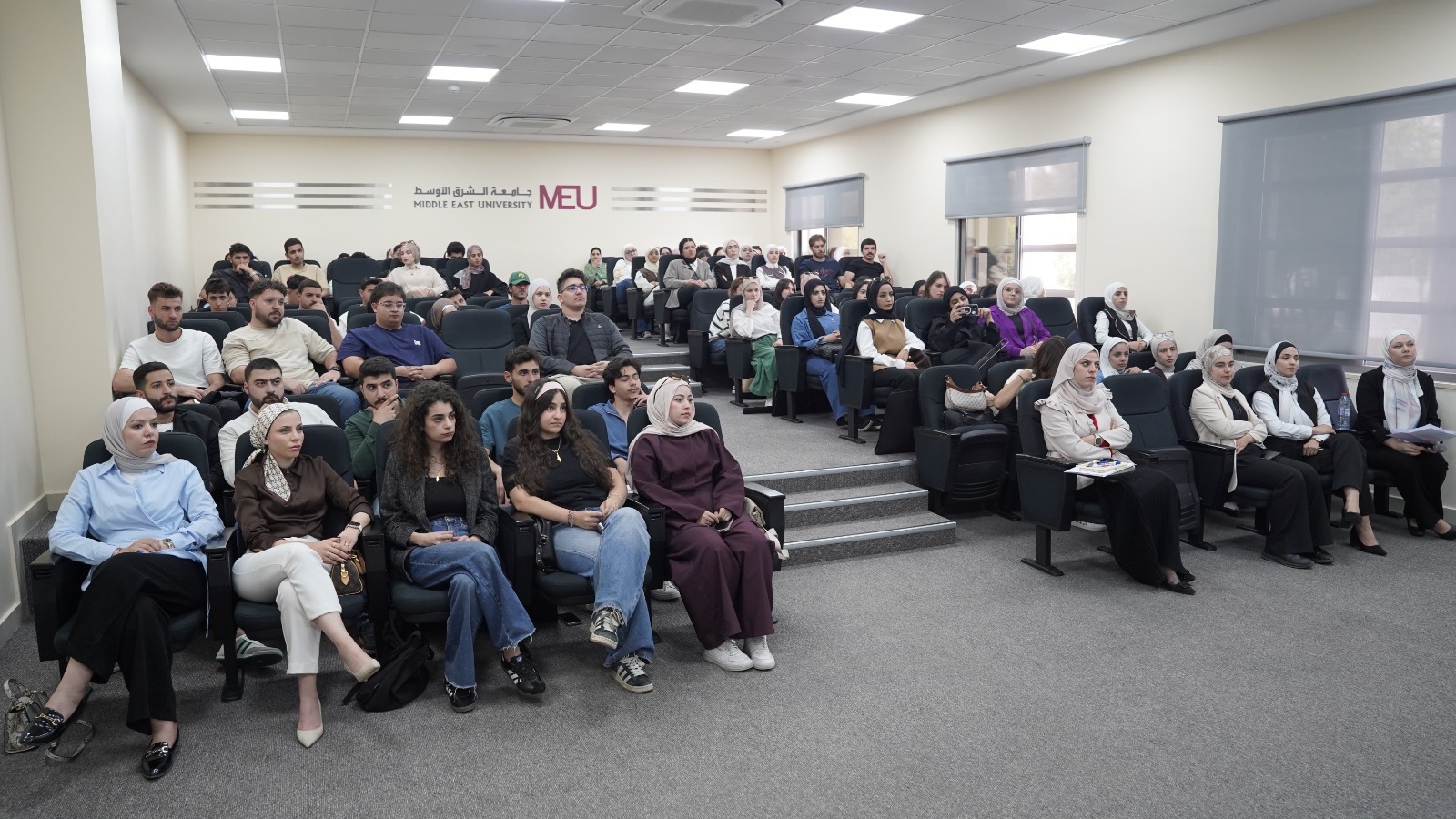 إطلاق "نادي العمارة" خلال لقاء الطلبة الجدد لقسم هندسة العمارة في "الشرق الأوسط"