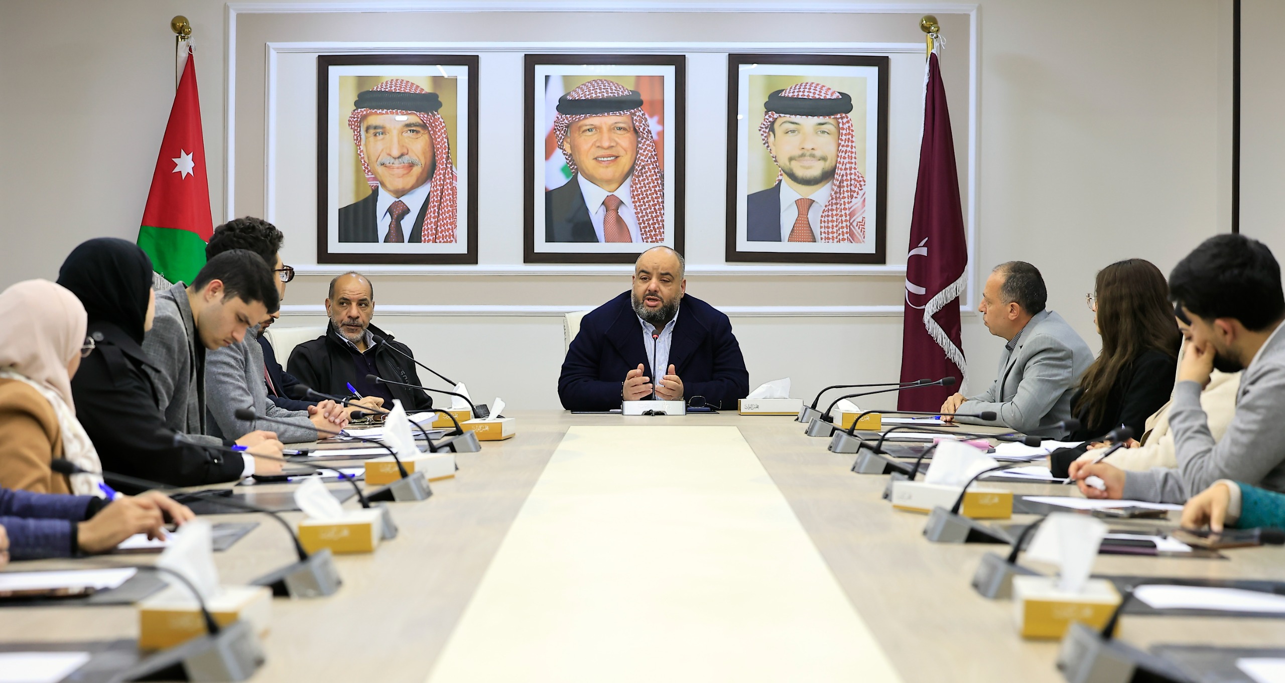 الخشمان يلتقي المشاركين في مشروع الزمالة البرلمانية 